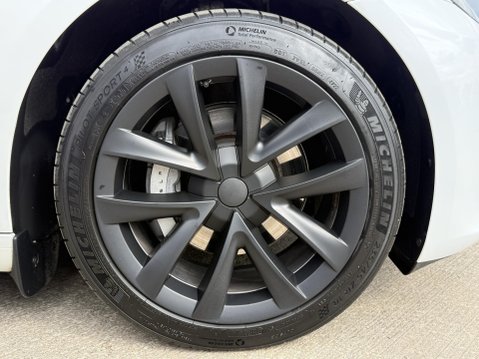 Tesla Model 3 Saloon 4dr Electric Auto RWD (241 bhp) 14