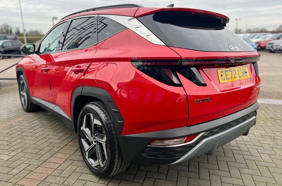 Hyundai TUCSON 1.6 T-GDI ULTIMATE HYBRID AUTO 12