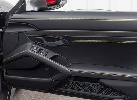 Porsche 911 (991.2) Speedster 24