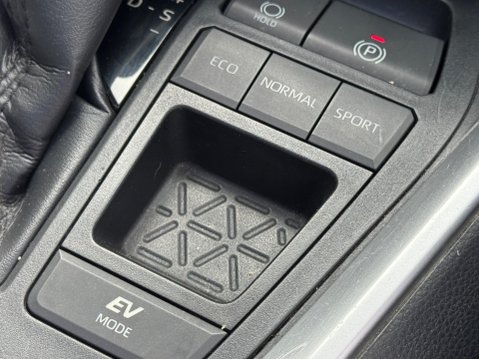 Toyota Rav4 2.5 VVT-h Dynamic CVT Euro 6 (s/s) 5dr 21