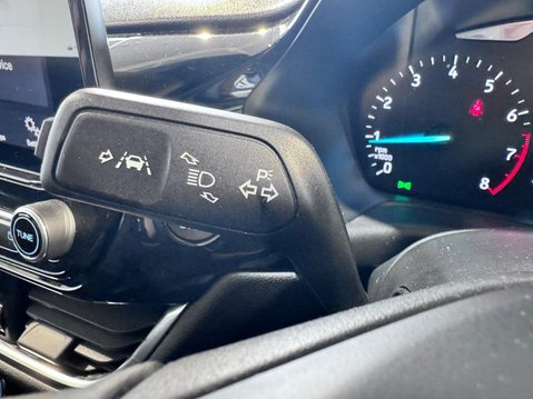 Ford Fiesta 1.0T EcoBoost Titanium Euro 6 (s/s) 5dr 21