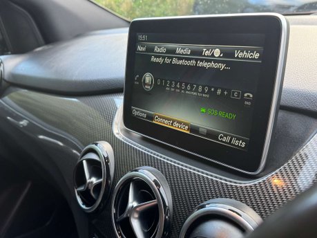 Mercedes-Benz B Class 2.1 B 200 AMG Line Premium+ D Auto 5dr 39