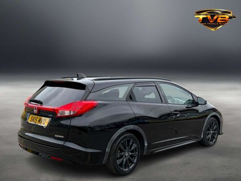 Honda Civic 1.6 Civic i-DTec Black Edition 5dr 4