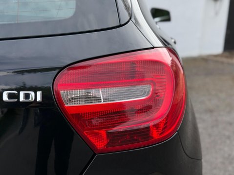 Mercedes-Benz A Class 1.8 A200 CDI BlueEfficiency Sport 7G-DCT Euro 5 (s/s) 5dr 34