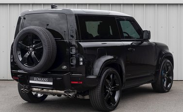 Land Rover Defender V8 7