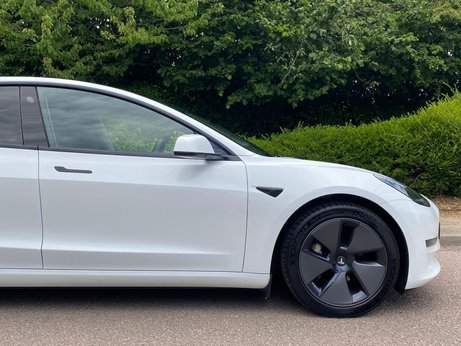 Tesla Model 3 (Dual Motor) Long Range Auto 4WDE 4dr 30