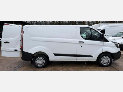 Ford Transit Custom 2.2 TDCi 270 Panel Van 5dr Diesel Manual L1 H1 (186 g/km, 153 bhp) 8