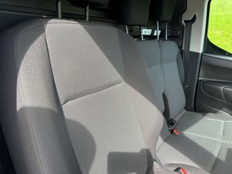 Vauxhall Combo 1.5 Combo 2300 Professional Turbo D S/S 9