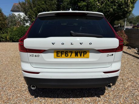 Volvo XC60 2.0 D4 Momentum Auto AWD Euro 6 (s/s) 5dr 9