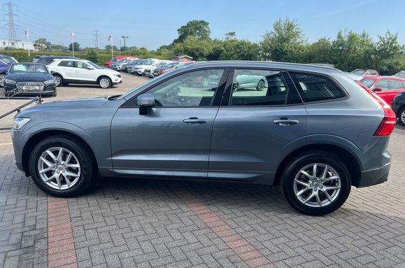 Volvo XC60 D4 MOMENTUM AWD AUTO 10