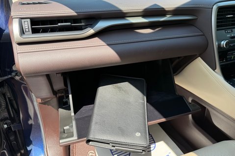 Lexus RX 450H LUXURY - PANORAMIC SUNROOF - RARE COLOUR COMBO 62