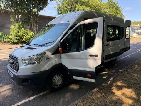 Ford Transit 2.2 TDCi 460 HDT L4 H3 4dr (18 seats) 6