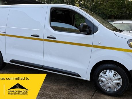 Vauxhall Vivaro 1.5 Turbo D 2900 Dynamic Panel Van 6dr Diesel Manual L2 H1 Euro 6 (s/s) (10