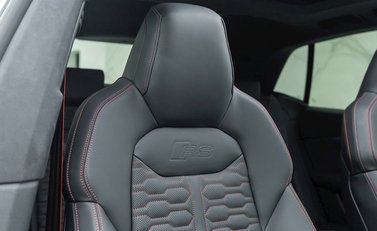 Audi RS Q8 Vorsprung 12