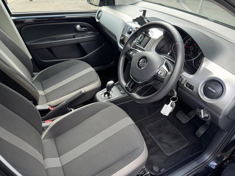 Volkswagen Up HIGH UP BLUEMOTION TECHNOLOGY 12