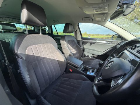 Skoda Superb 2.0 TDI SE L Executive 4WD Euro 6 (s/s) 5dr 28