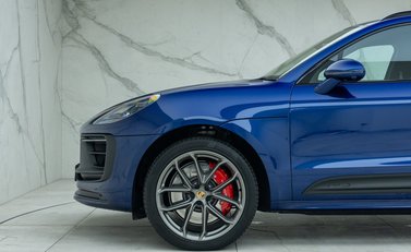 Porsche Macan GTS 30