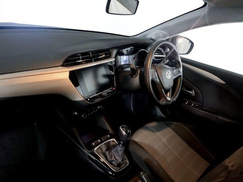Vauxhall Corsa 1.5 Turbo D SE Hatchback 5dr Diesel Manual Euro 6 (s/s) (102 ps) DAB Radio 14