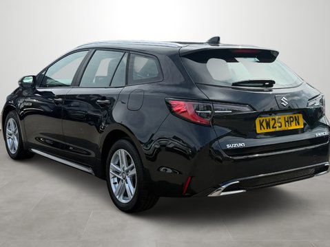 Suzuki Swace 1.8 Hybrid Motion Estata 3