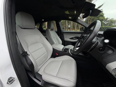 Jaguar E-Pace R-DYNAMIC S 23