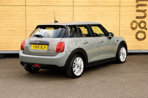 Mini Hatch COOPER 2