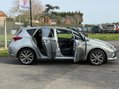 Toyota Auris VVT-I EXCEL HYBRID AUTO 3
