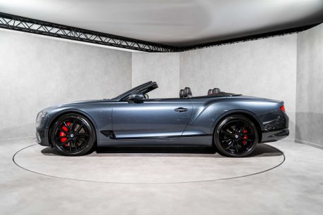 Bentley Continental GTC V8. MULLINER SPEC. DYNAMIC RIDE. ROTATING DISPLAY. CARBON INTERIOR. 8