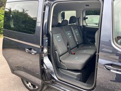 Ford Tourneo Connect 2.0 EcoBlue Active DCT Euro 6 (s/s) 5dr 27