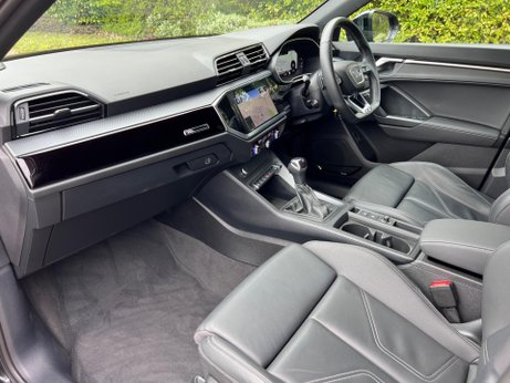 Audi Q3 1.5 TFSI CoD 35 Black Edition Sportback S Tronic Euro 6 (s/s) 5dr 27