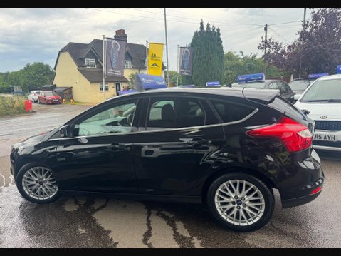 Ford Focus 1.6 Zetec Euro 5 5dr 4