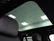 Land Rover Range Rover 3.0 D300 MHEV HSE SUV 5dr Diesel Auto 4WD Euro 6 (s/s) (300 ps) 37