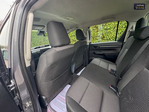 Toyota Hilux Active [SOLD MT] 2.4 LT | AC | Tow Bar | Double Cab 10