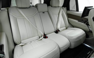 Land Rover Range Rover P530 First Edition 9