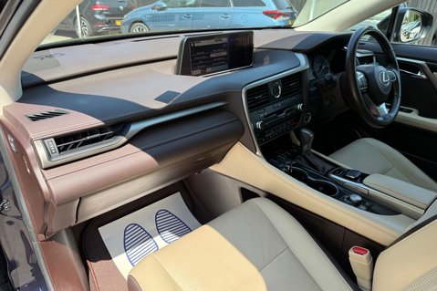 Lexus RX 450H LUXURY - PANORAMIC SUNROOF - RARE COLOUR COMBO 24