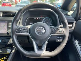 Nissan LEAF Leaf Tekna 5dr 110kw 39kwh (Automatic) 19