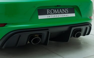 Porsche Cayman GT4 (718) 34