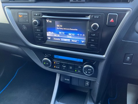 Toyota Auris 1.6 V-Matic Icon Touring Sports Multidrive S 5dr 18