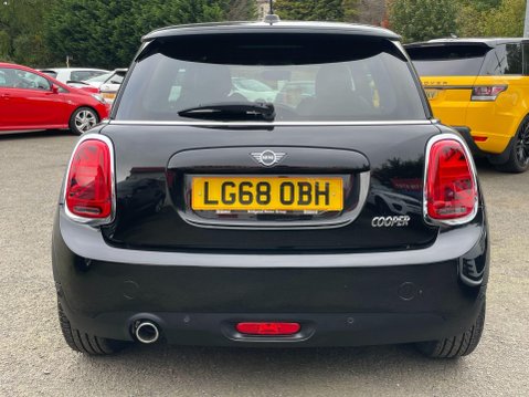 Mini Hatch 1.5 Cooper Steptronic Euro 6 (s/s) 3dr 11