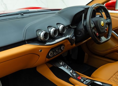 Ferrari F12 Berlinetta 17