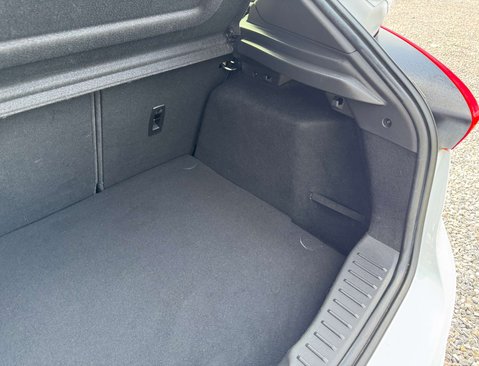 Ford Focus 1.0 Focus ST-Line 5dr 40