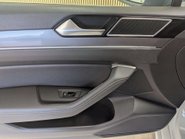 Volkswagen Passat 2.0 Passat R-Line TDI BlueMotion Technology Semi-Auto 4dr 38