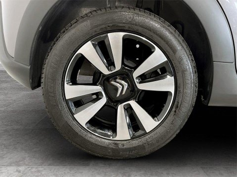 Citroen C3 1.2 PureTech PLUS Hatchback 5dr Petrol Manual Euro 6 (s/s) (83 ps) 10
