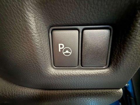 Toyota C-HR 1.2 C-HR-Dynamic 5dr 19