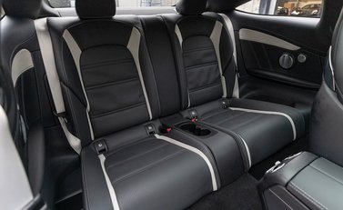 Mercedes-Benz C63 S Premium Plus 15