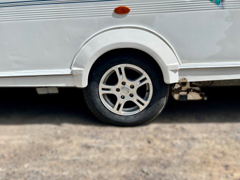 Fleetwood Meridien 560 EK  6
