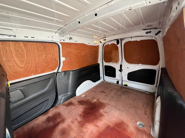 Vauxhall Combo LWB L2H1 (SOLD) Low Roof Sportive 2300 Air Con Sensors EURO 6 NO VAT 14