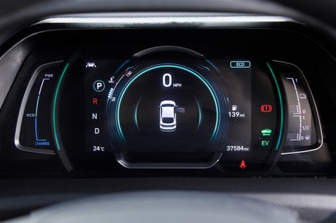 Hyundai IONIQ FIRST EDITION MHEV 10