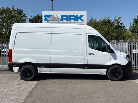 Mercedes-Benz Sprinter 2.0 315 CDI Premium Panel Van 5dr Diesel Manual FWD L2 H2 Euro 6 (s/s) (150 33