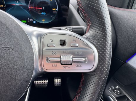 Mercedes-Benz EQA EQA 250 AMG Line Premium Plus Auto Electric PAN ROOF/MEMORY SEATS/VAT Q 21