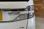Toyota Vellfire V6 L Edition 71